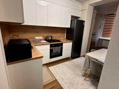 квартира за адресою Корольова вул., 2