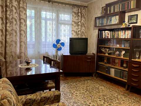 квартира за адресою Академіка Корольова вул., 82