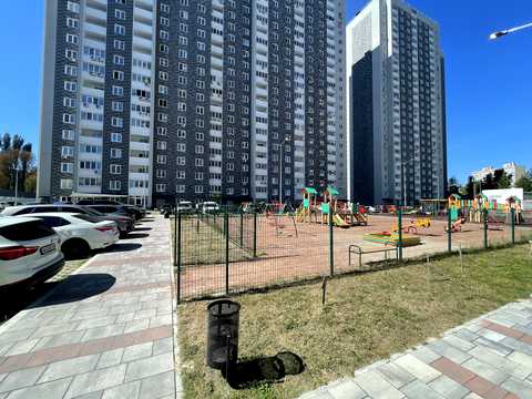 квартира за адресою Сім'ї Кульженків вул. (Петра Дегтяренка), 21