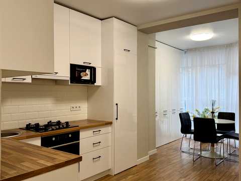 квартира за адресою Миру вул., 6
