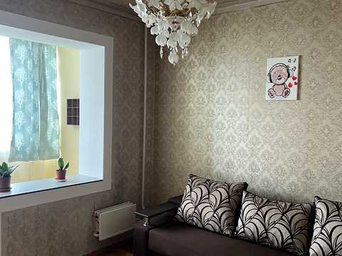 квартира за адресою Ревуцького вул., 18