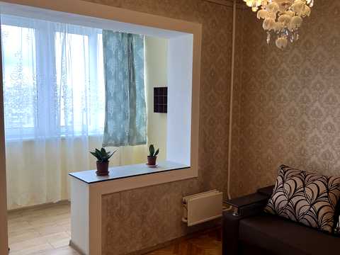квартира за адресою Ревуцького вул., 18