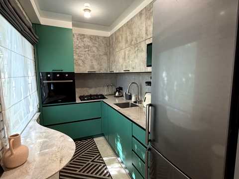 квартира за адресою Космічна вул., 116
