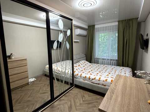 квартира за адресою Космічна вул., 116