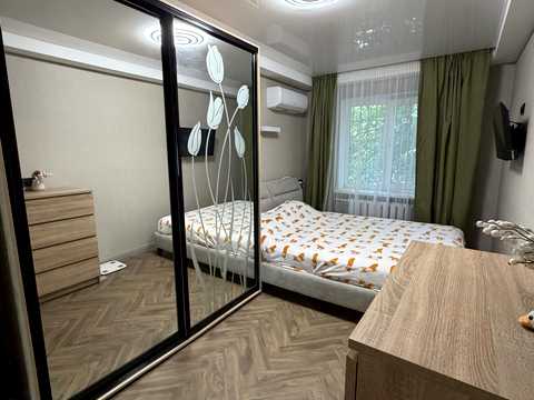 квартира за адресою Космічна вул., 116