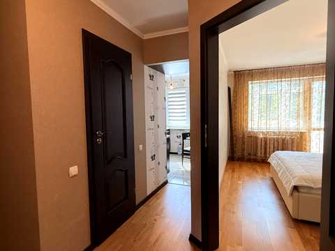 квартира за адресою Богдана Хмельницького вул., 84-1