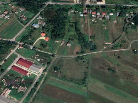 комерційна за адресою Центральна, 30