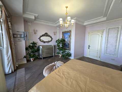 квартира за адресою Королеви Єлизавети ІІ вул. (Глинки), 2