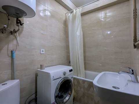 квартира за адресою Куликівський узвіз (Революції), 13
