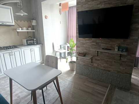 квартира за адресою Олекси Тихого пров., 4 к1