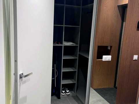 квартира за адресою Салютна вул., 2к17