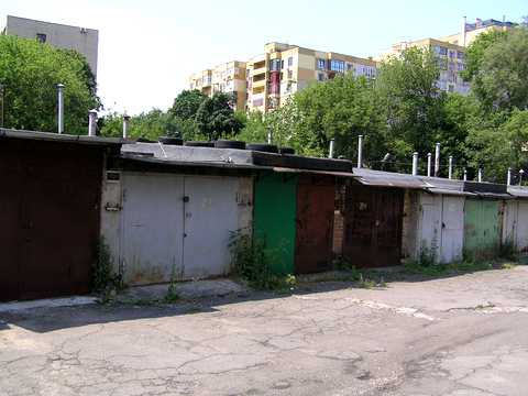 паркомісце за адресою Київ, Ігоря Брановицького вул. (Перспективна), 9