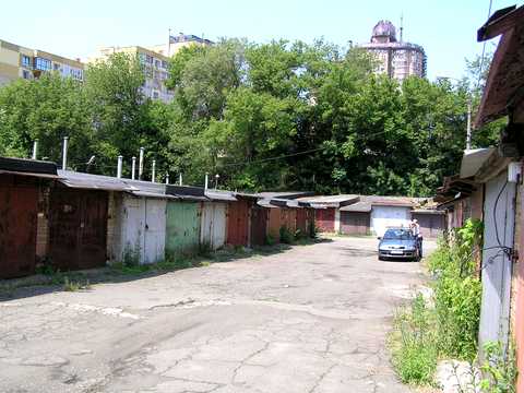 паркомісце за адресою Київ, Ігоря Брановицького вул. (Перспективна), 9
