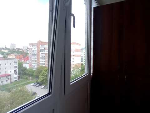 1876243775363877
