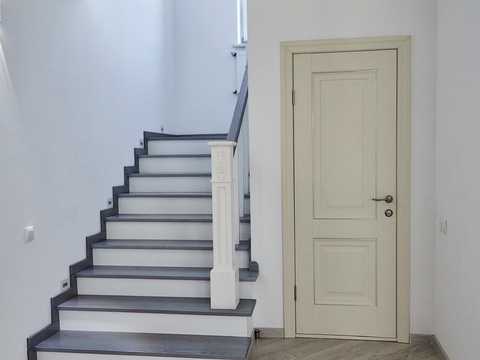 будинок за адресою с. Зарічани, Петрівська, 1