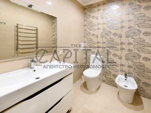 будинок за адресою Прикордонна вул., 44