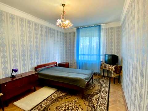 квартира за адресою Амвросія Бучми бульв., 5/1