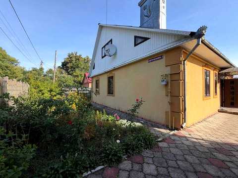 дом по адресу с. Александрия, андрія мельника