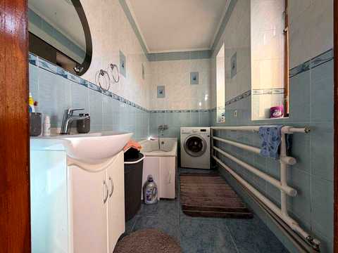 дом по адресу с. Александрия, андрія мельника