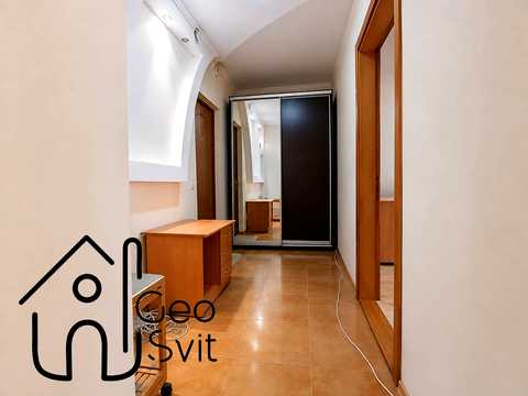 квартира за адресою Олени Пчілки вул., 2-Б