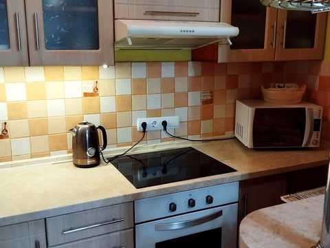 будинок за адресою с. Ставне, Центральна