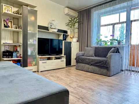 квартира за адресою Семафорна вул., 31