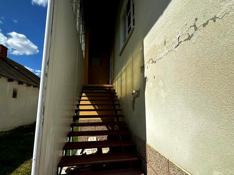 будинок за адресою Центральна