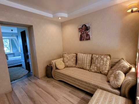 квартира за адресою Буслівська вул., 20