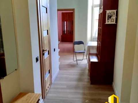 квартира за адресою Братів Міхновських вул. (Московська), 33