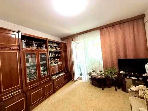 квартира за адресою Героїв 128-ї Бригади вул. (8 Березня), 3
