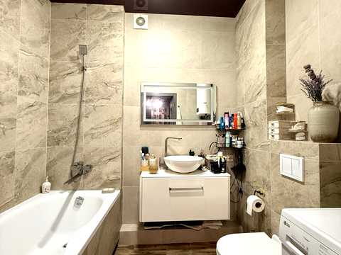 квартира за адресою Новомостицька вул., 15