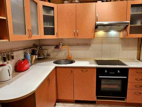 квартира за адресою Анни Ахматової вул., 35-Б