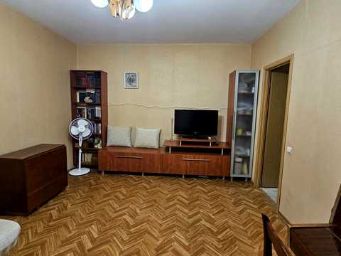 квартира за адресою Анни Ахматової вул., 35-Б