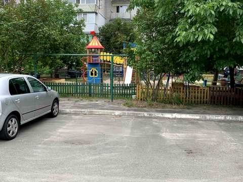 квартира за адресою Паркова вул., 12