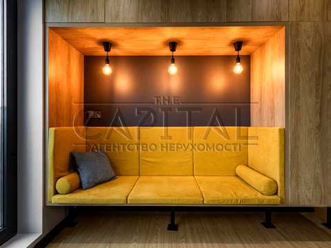 комерційна за адресою Антоновича вул. (Горького), 74