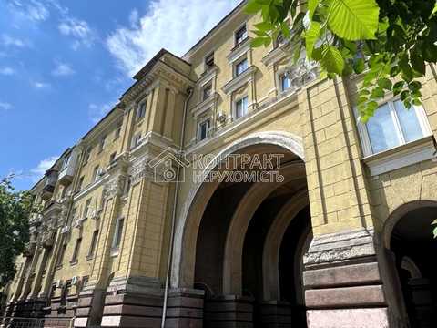 квартира по адресу Героев Харькова просп. (Московский), 27