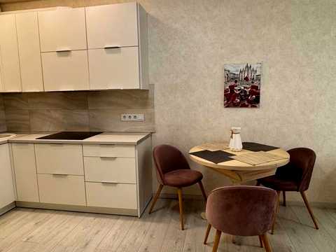 квартира за адресою Михайла Максимовича вул. (Онуфрія Трутенка), 24-Б