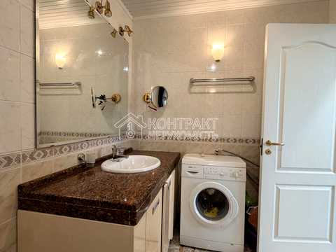квартира по адресу Гвардейцев-Широнинцев ул., 28а