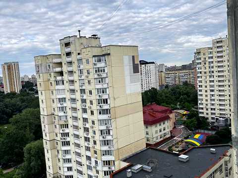 квартира за адресою Федора Ернста вул., 6