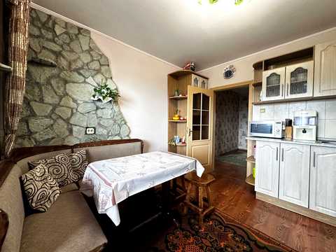 квартира за адресою Федора Ернста вул., 6