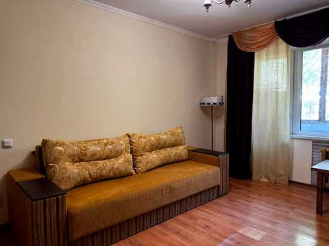 квартира по адресу Героев просп., 10