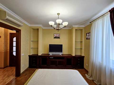 квартира за адресою Верховинна вул., 35