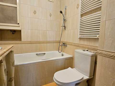 квартира за адресою Верховинна вул., 35