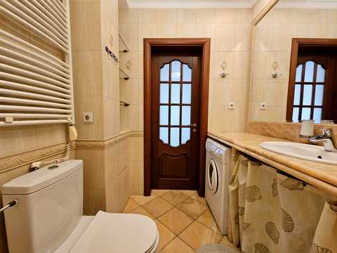 квартира за адресою Верховинна вул., 35