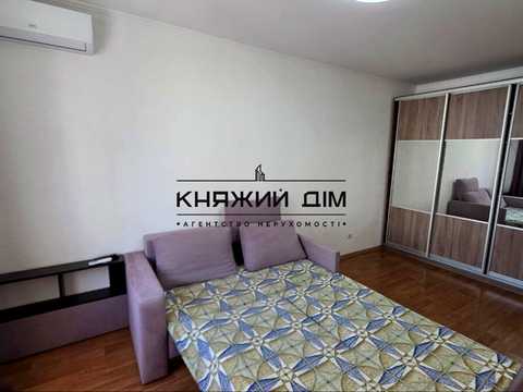 квартира по адресу Бориса Гмыри ул., 12-Б