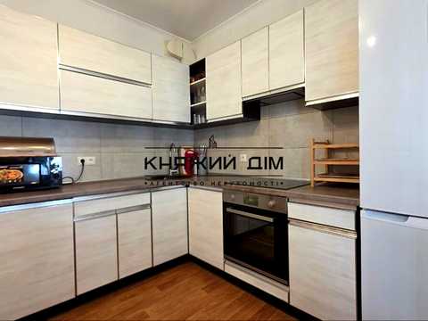 квартира по адресу Бориса Гмыри ул., 12-Б