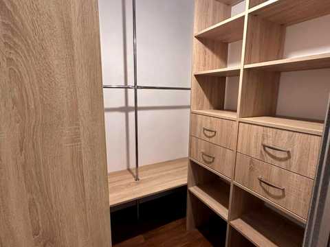 квартира за адресою Софії Русової вул., 7-А