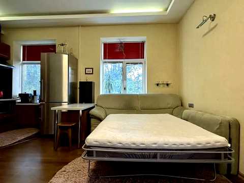 квартира за адресою Євгена Коновальця вул. (Щорса), 23