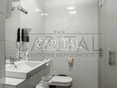 комерційна за адресою Старонаводницька вул., 6