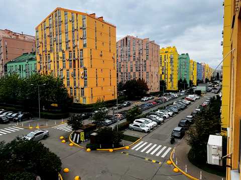 квартира за адресою Регенераторна вул., 4 к5